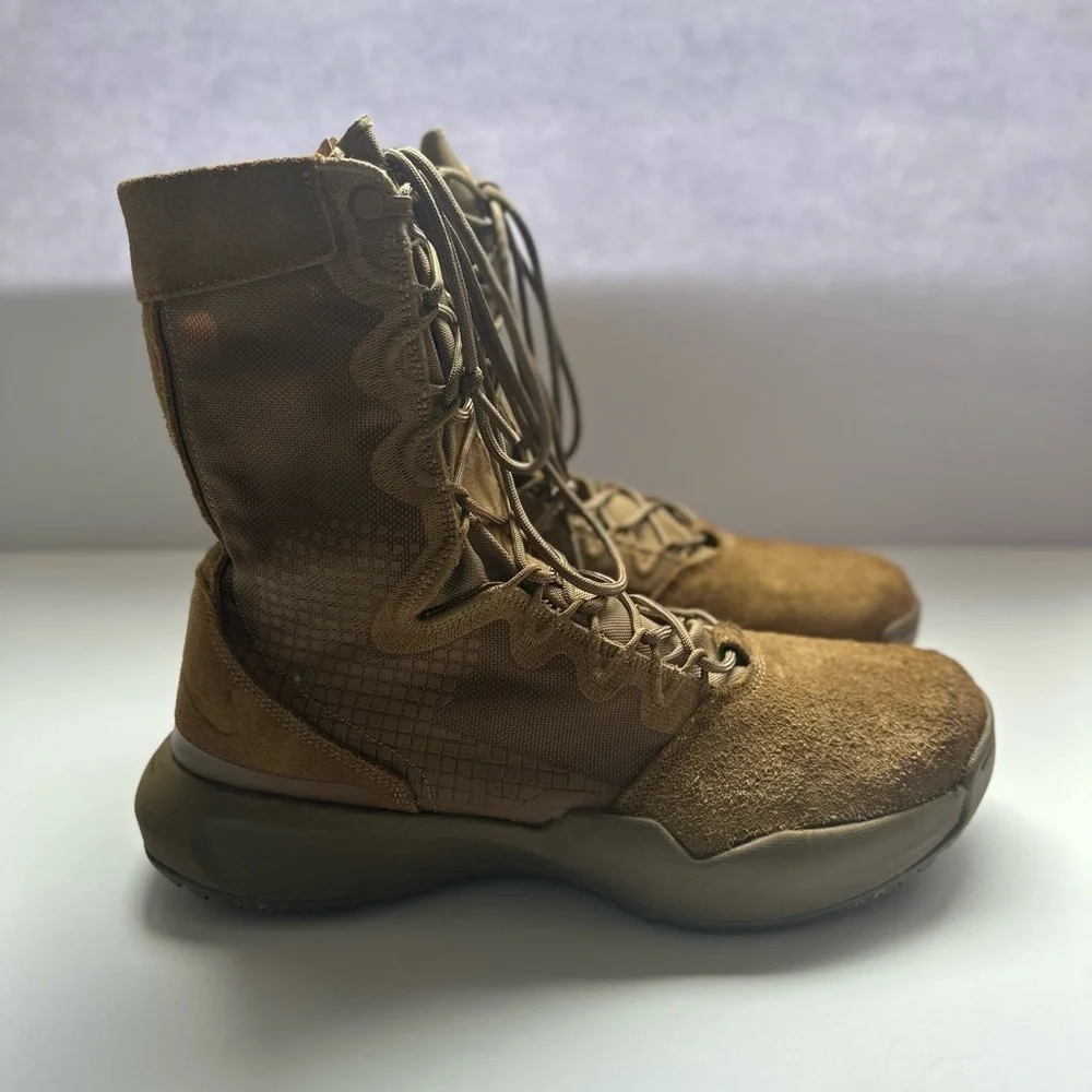 Nike SFB B2 Tactical   Coyote Military men’s Combat boots
